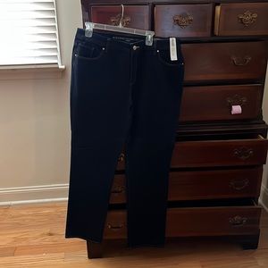 NWT Chico’s SO Slimming Girlfriend Slim Leg Jeans